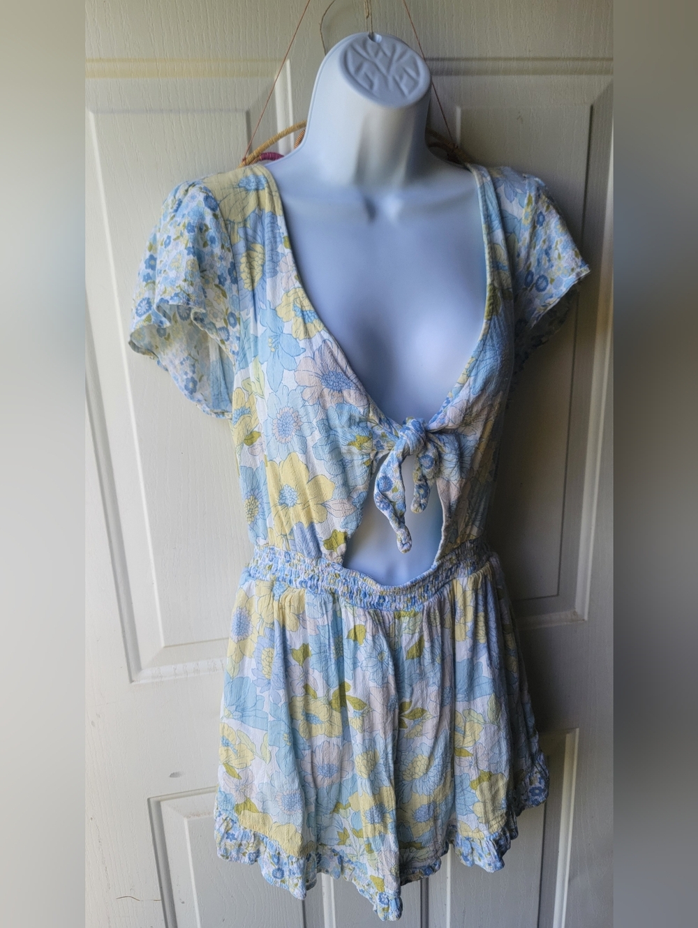 American Eagle Floral Romper